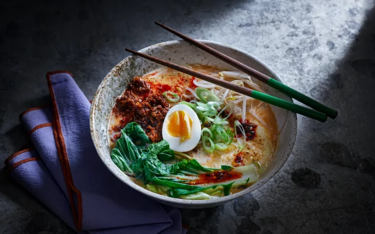Tantanmen, ramen épicé au sésame