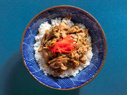 Buta no shogayaki, porc sauté au gingembre - présentation
